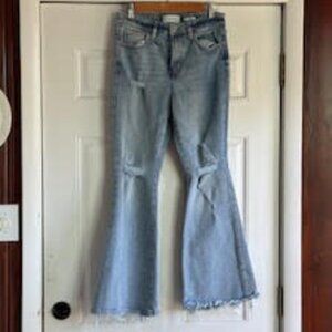 Celebrity Pink Re-Generation Flower Jeans 🌸 High Rise Size 7 / 28